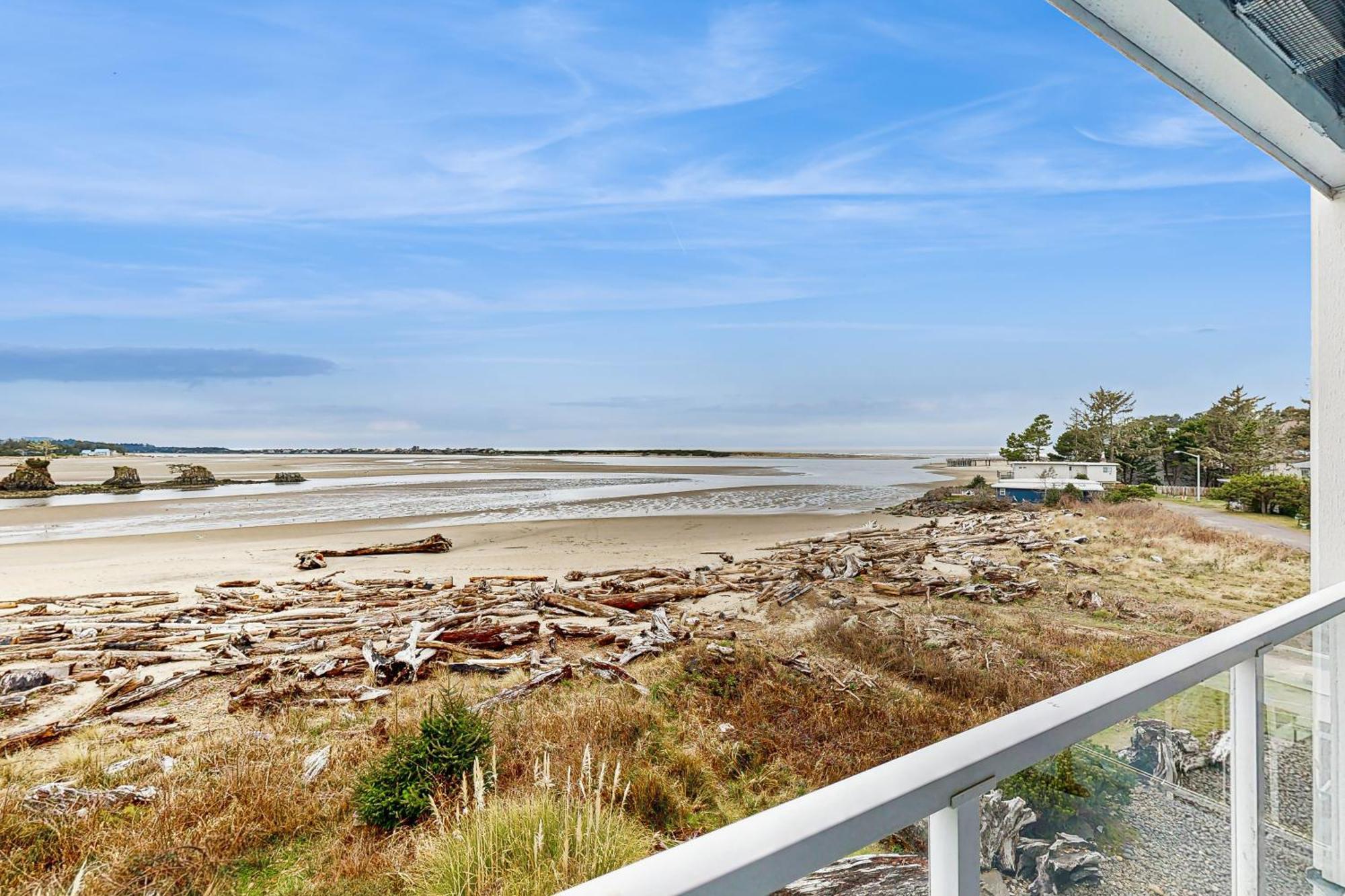 דירות Salishan Beach Waters Edge חדר תמונה